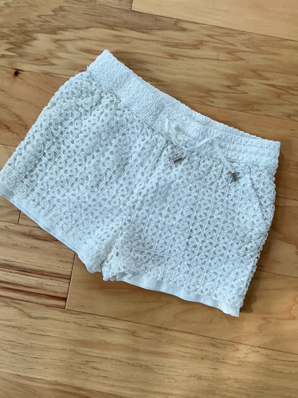 elevenses Anthropologie White Crochet Shorts Drawstring Waist Shorts Size Small